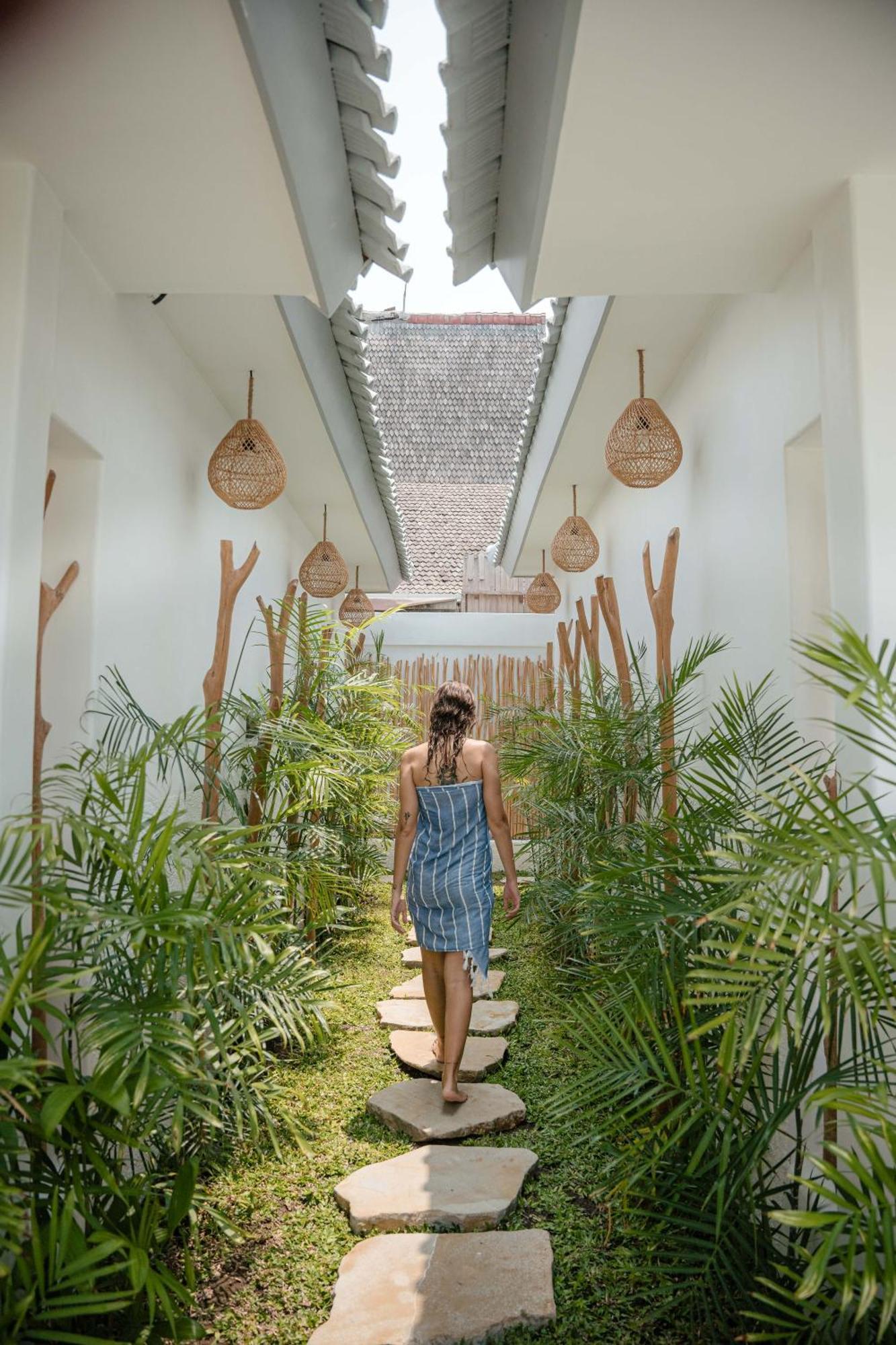Quma Hotel Gili Trawangan Exteriör bild